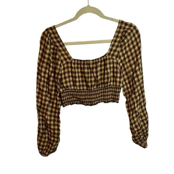 BP PLAID CROPPED SMOCKED PUFF SLEEVE BLOUSE - Picture 1 of 4